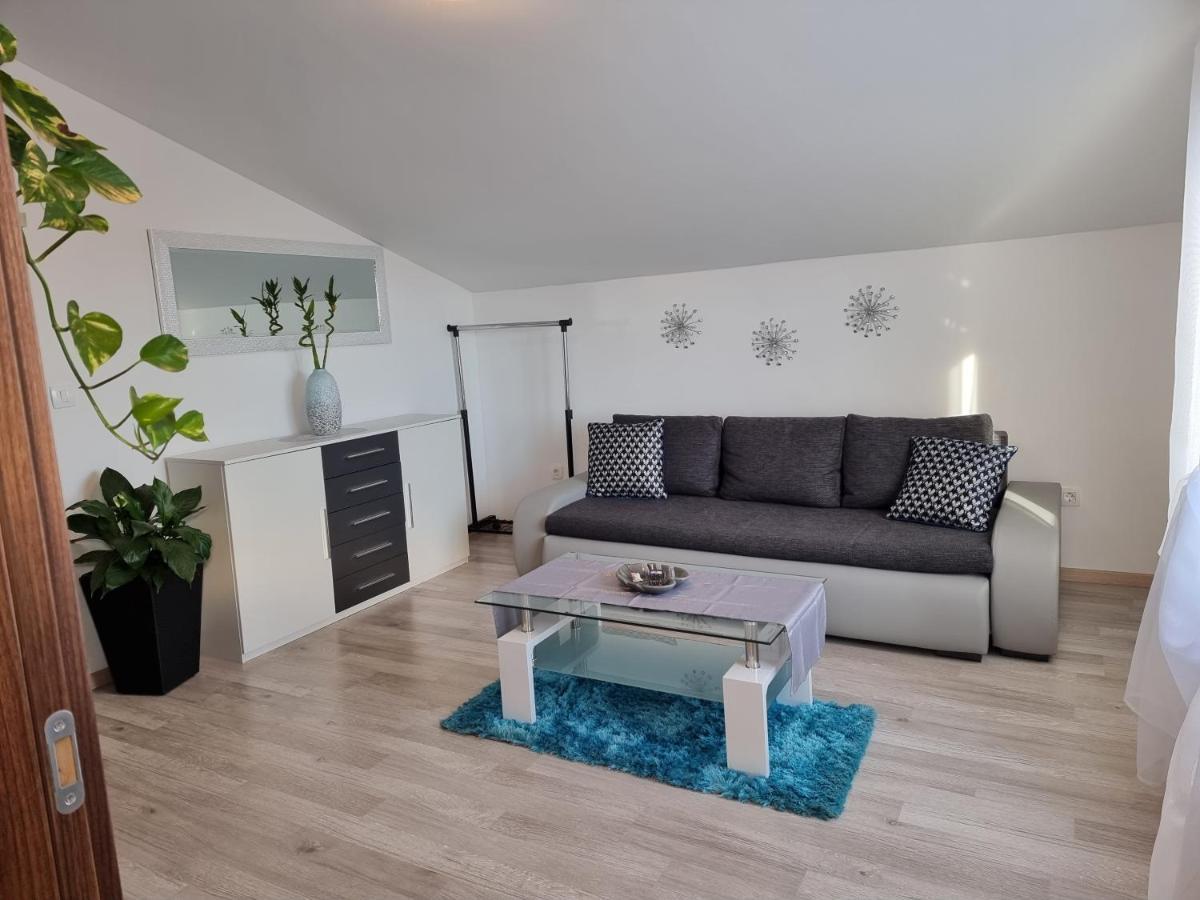 זמברטיה Apartment Pharos מראה חיצוני תמונה